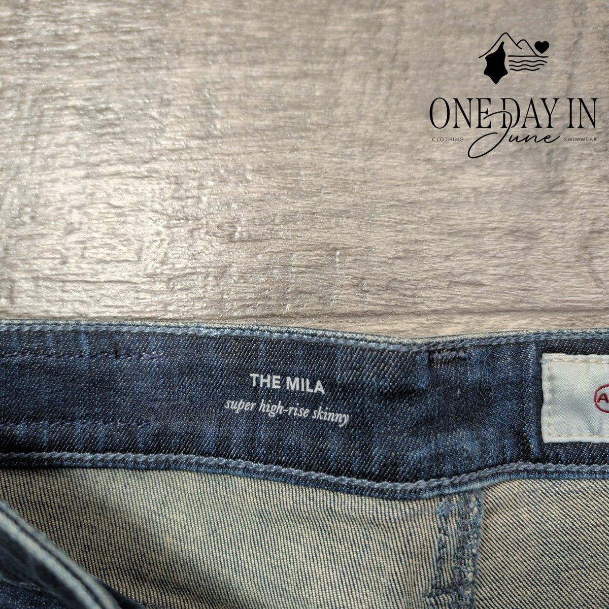AG Adriano Goldschmied The Mila Super High Rise Skinny Jeans Blue NWT Size 4