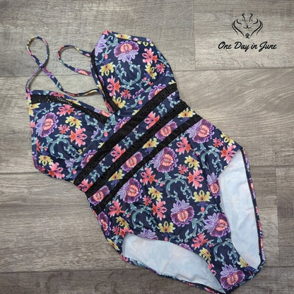 Urchics Plunge One Piece Swimsuit Size S