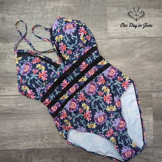 Urchics Plunge One Piece Swimsuit Size S