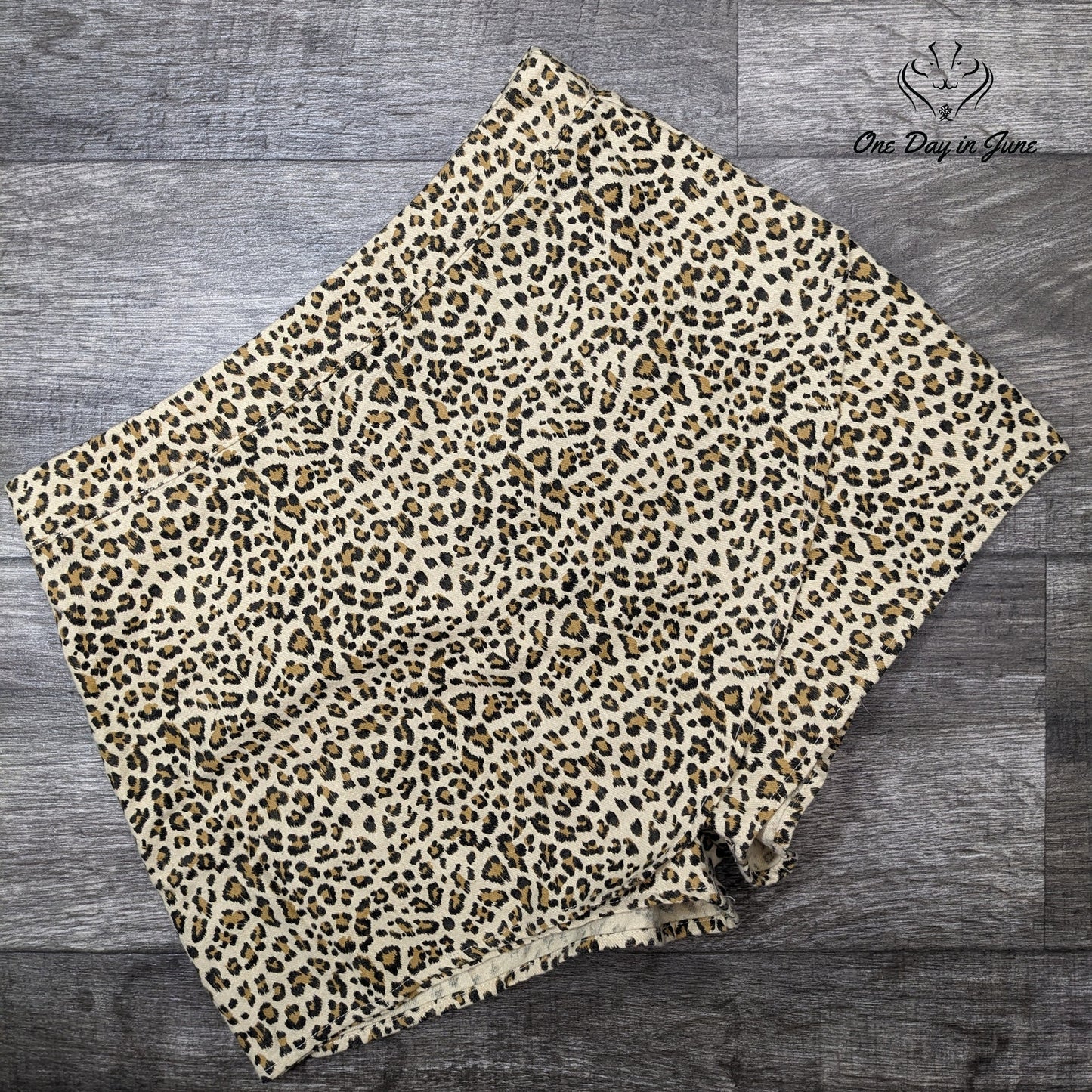 Altar'd State Leopard Print Shorts Size M