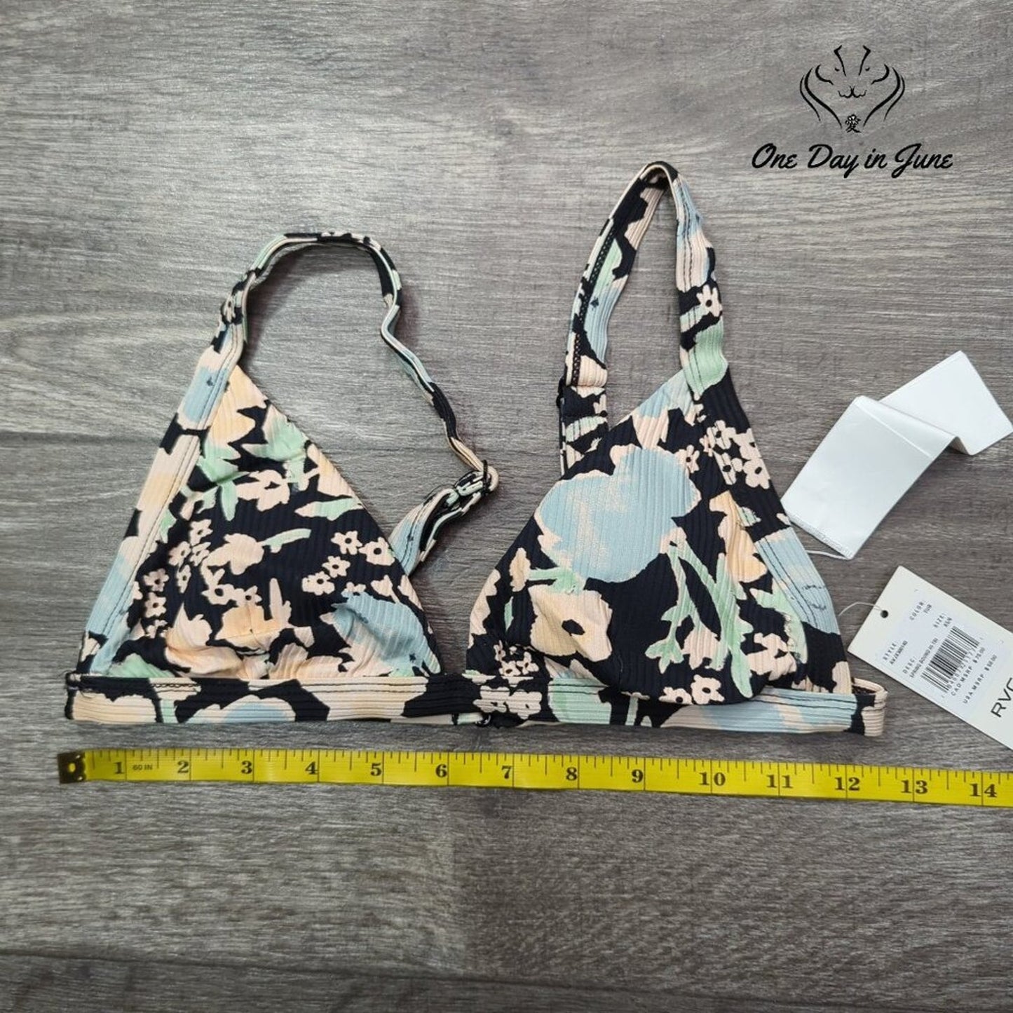 RVCA Spring Bound Hi Triangle Bikini Top Floral Halter NWT Size XS