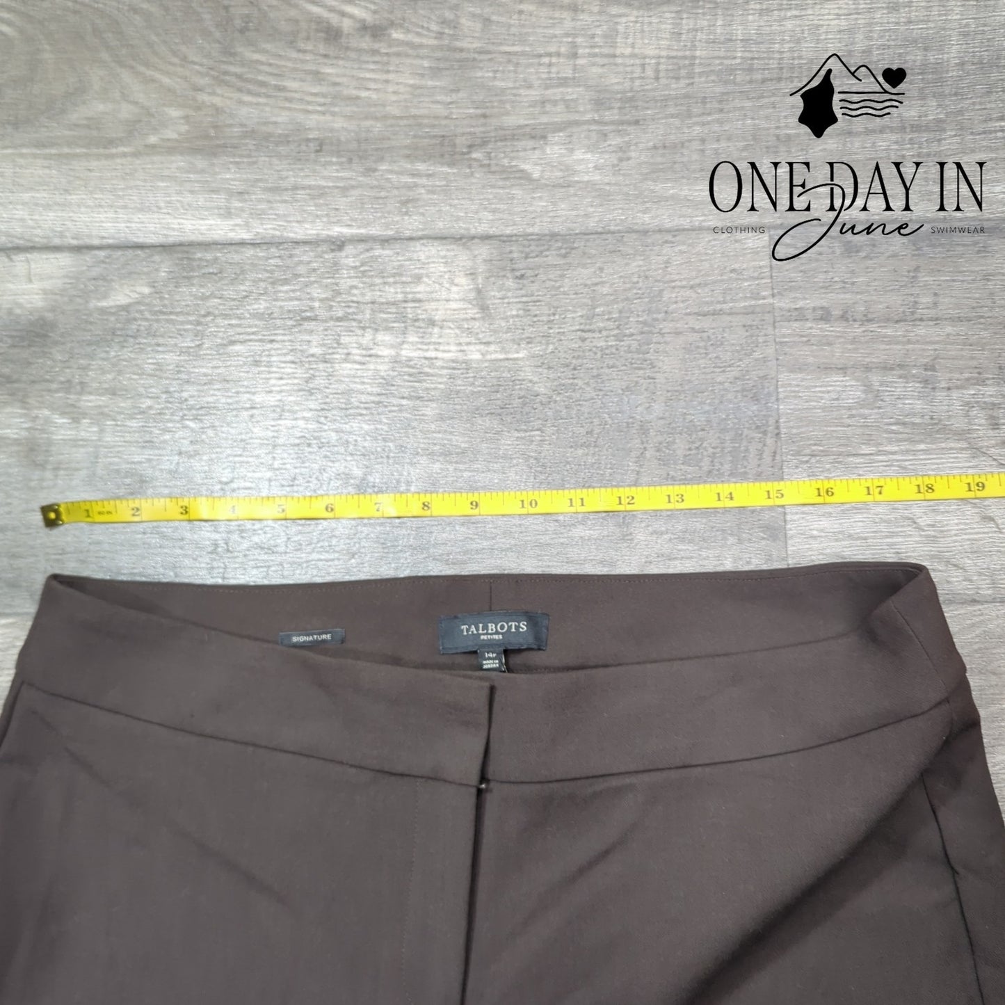 Talbots Petite Signature Straight Leg Pants Size 14P