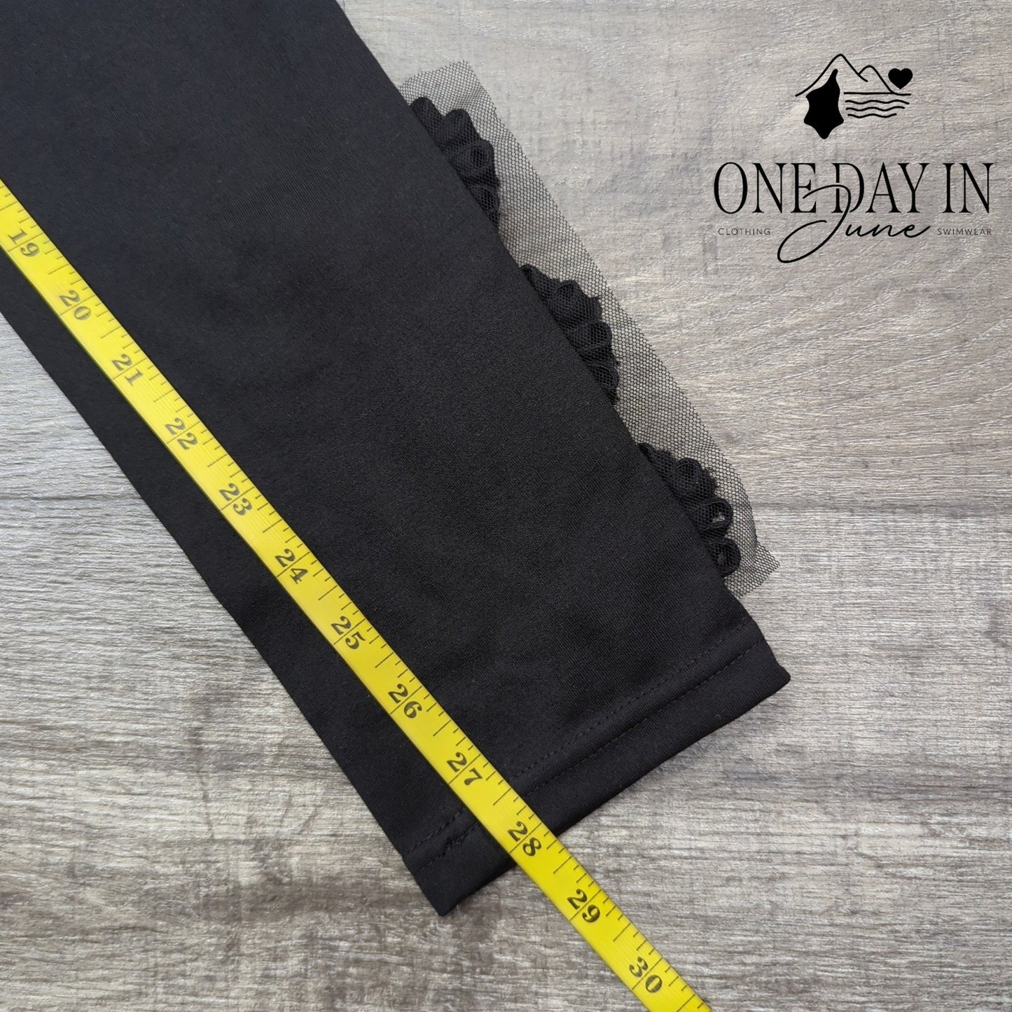 INC International Concepts High Rise Rose Accent Comfort Waist Leggings Size M