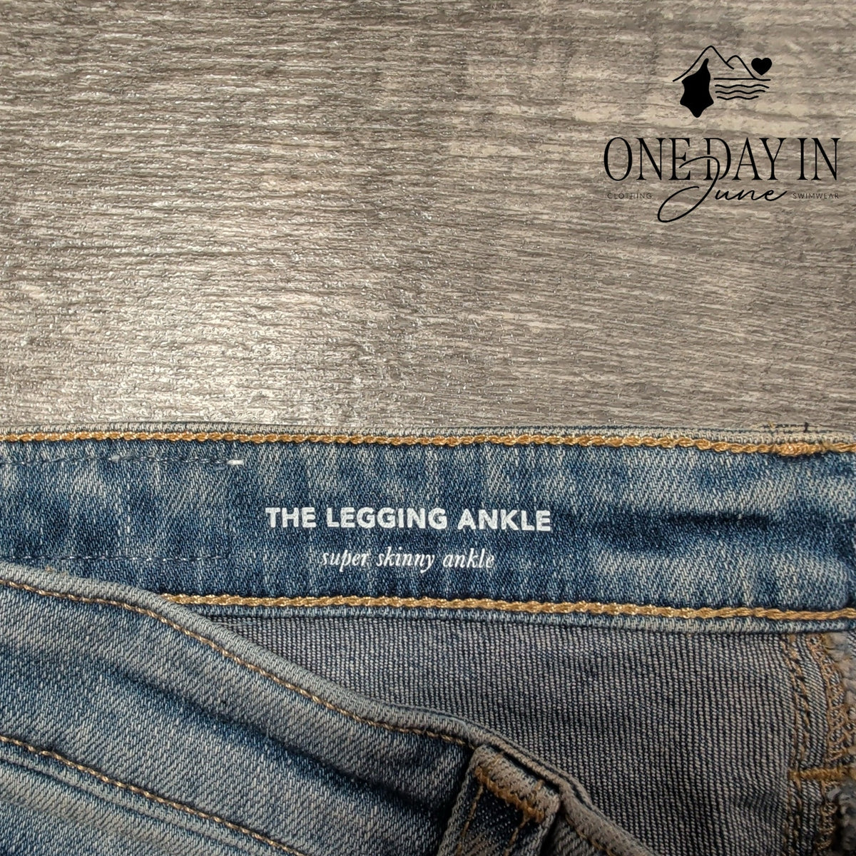 AG Adriano Goldschmied The Legging Ankle Super Skinny Jeans NWT Size 4 (27)