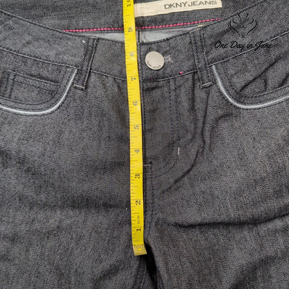 DKNY Jeans Ludlow Low Rise Boot Cut Jeans Size 6