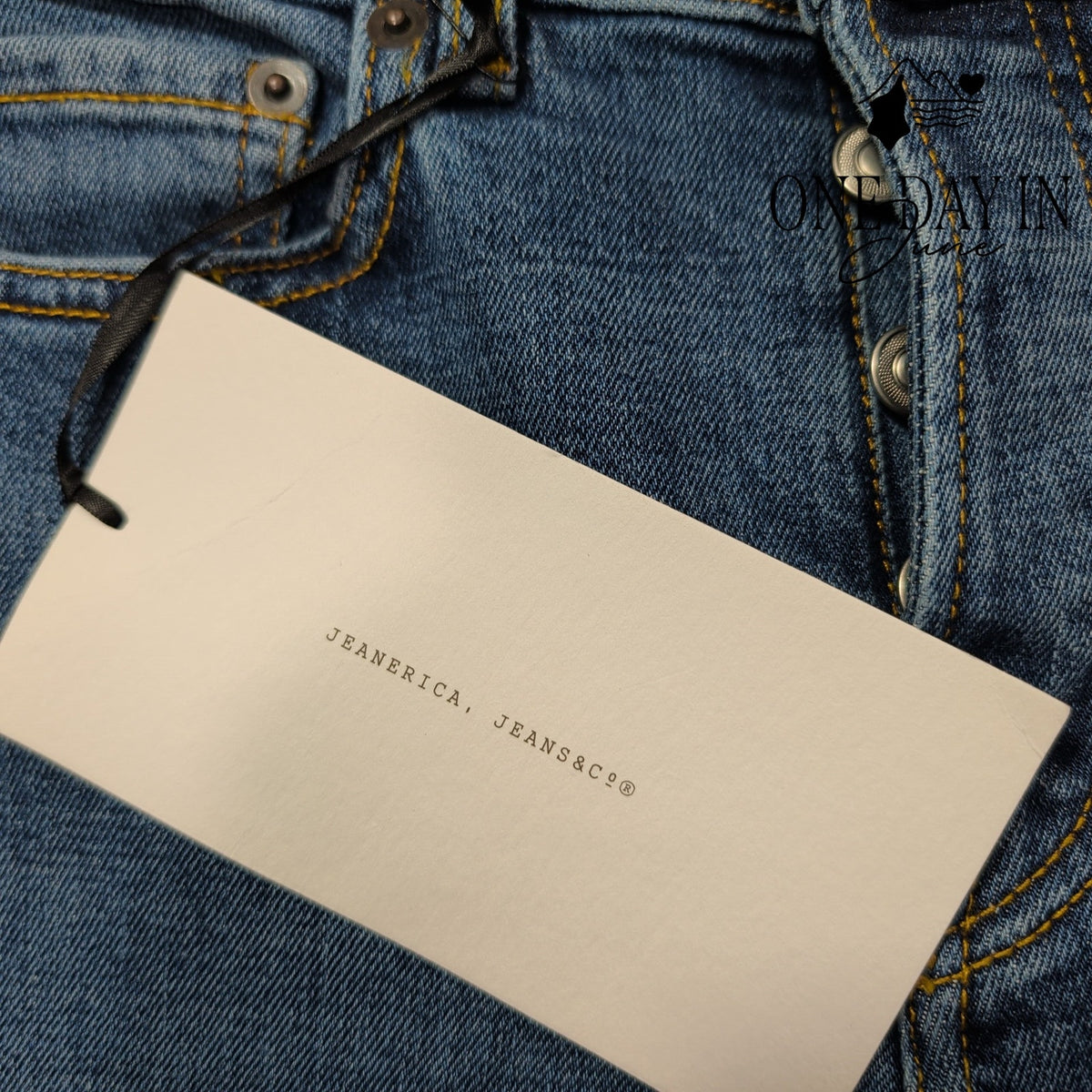Jeanerica CW002 Classic Straight Leg Jeans Mid Vintage NWT Size 0 (25)