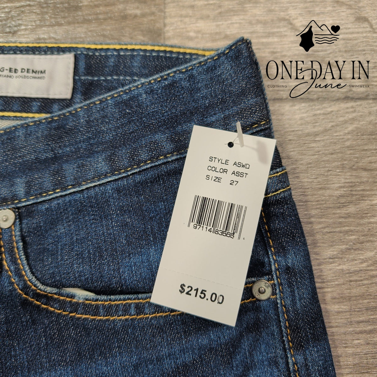 AG Adriano Goldschmied Nikki Crop Relaxed Skinny Jeans Blue NWT Size 4 (27)