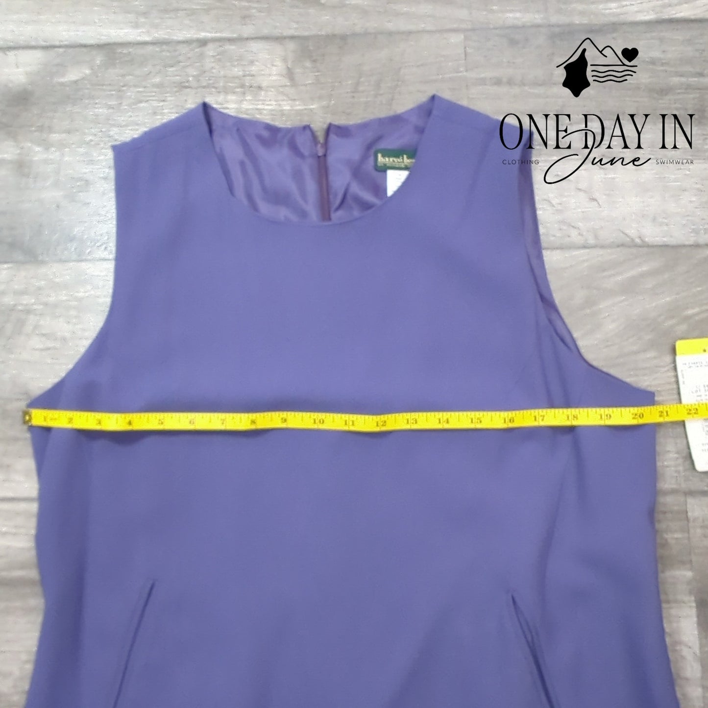 harve' benard Sleeveless Pocketed Lined Dress Size 14