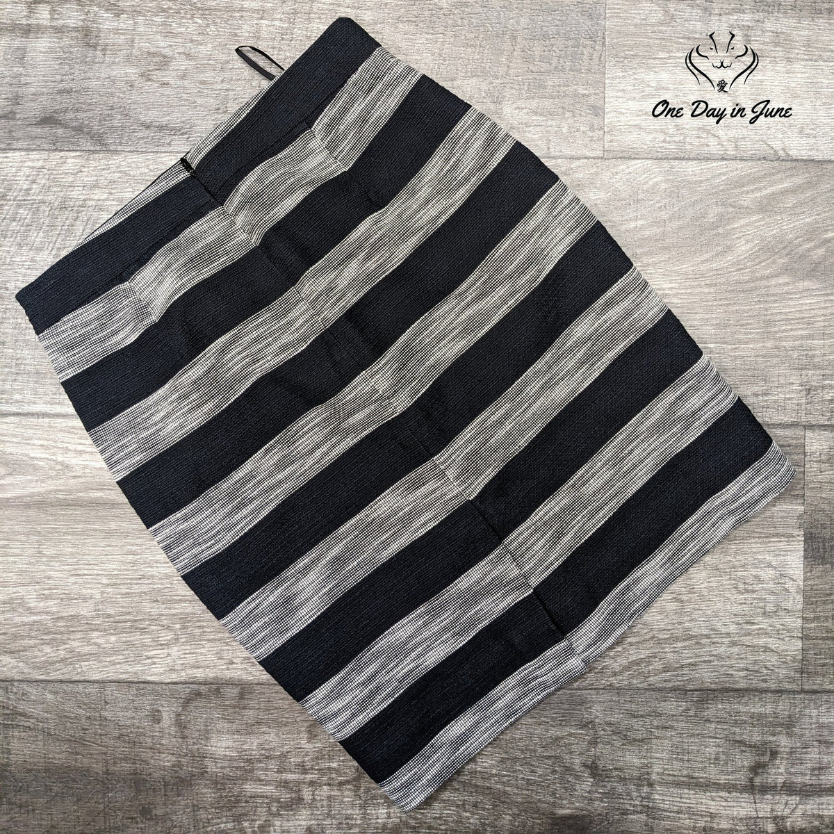 J. Crew The Pencil Skirt Black White Striped Petite Lined Size 0P