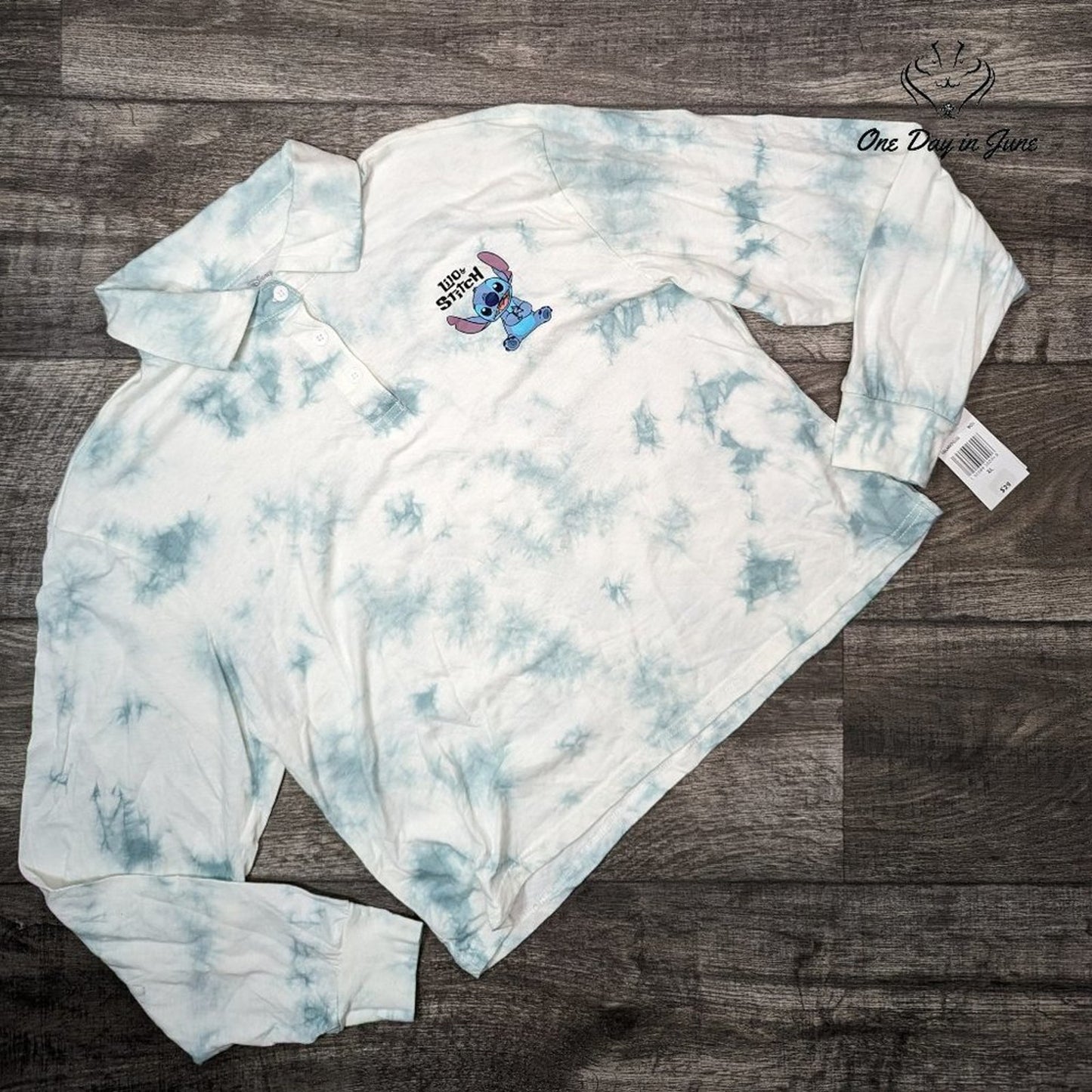Disney Collared Long Sleeve Tee Shirt Size XL