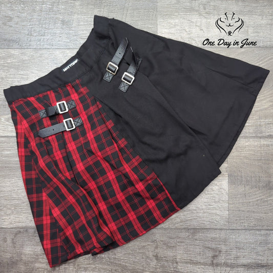 Hot Topic Mini Skirt Size S