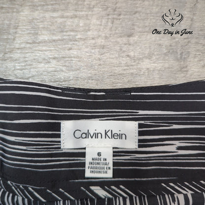 Calvin Klein Light Weight Pants Size 6