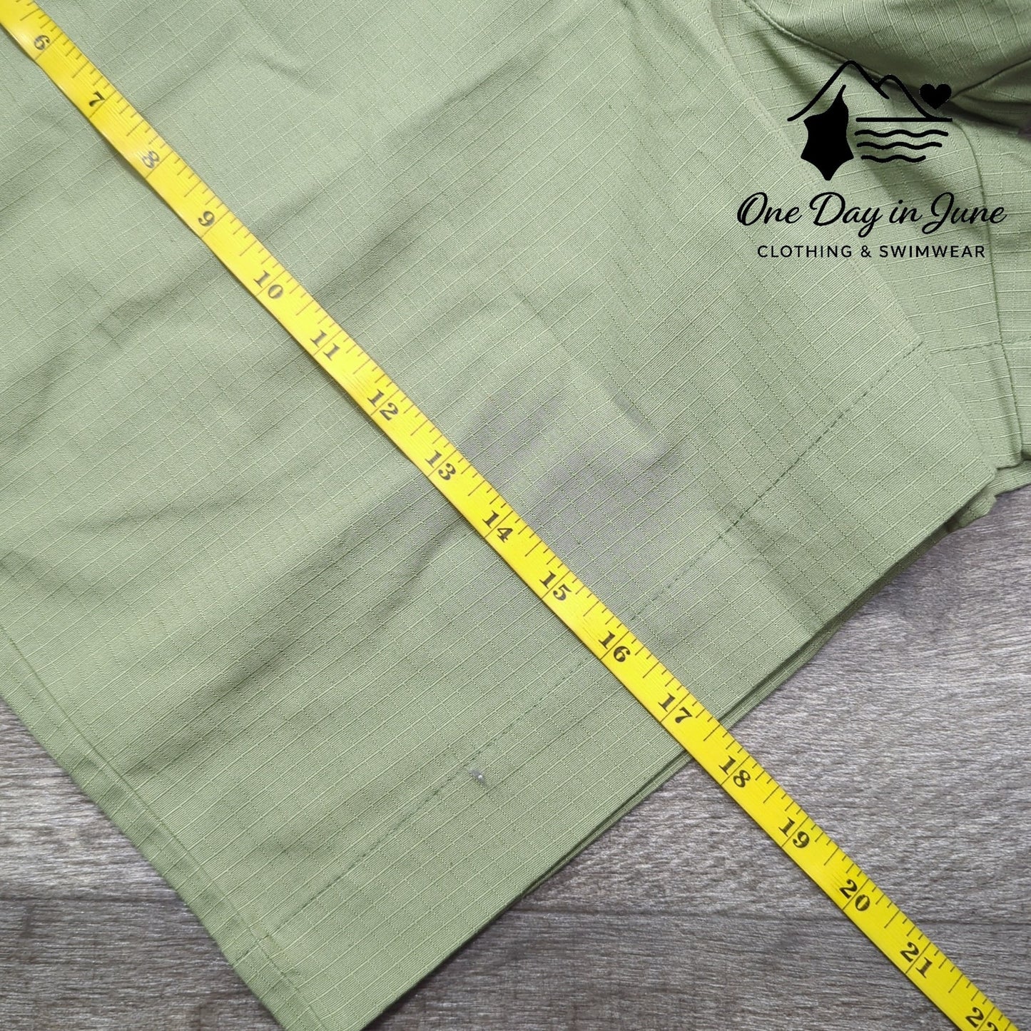 Kim Rogers Flat Front Shorts Size 16