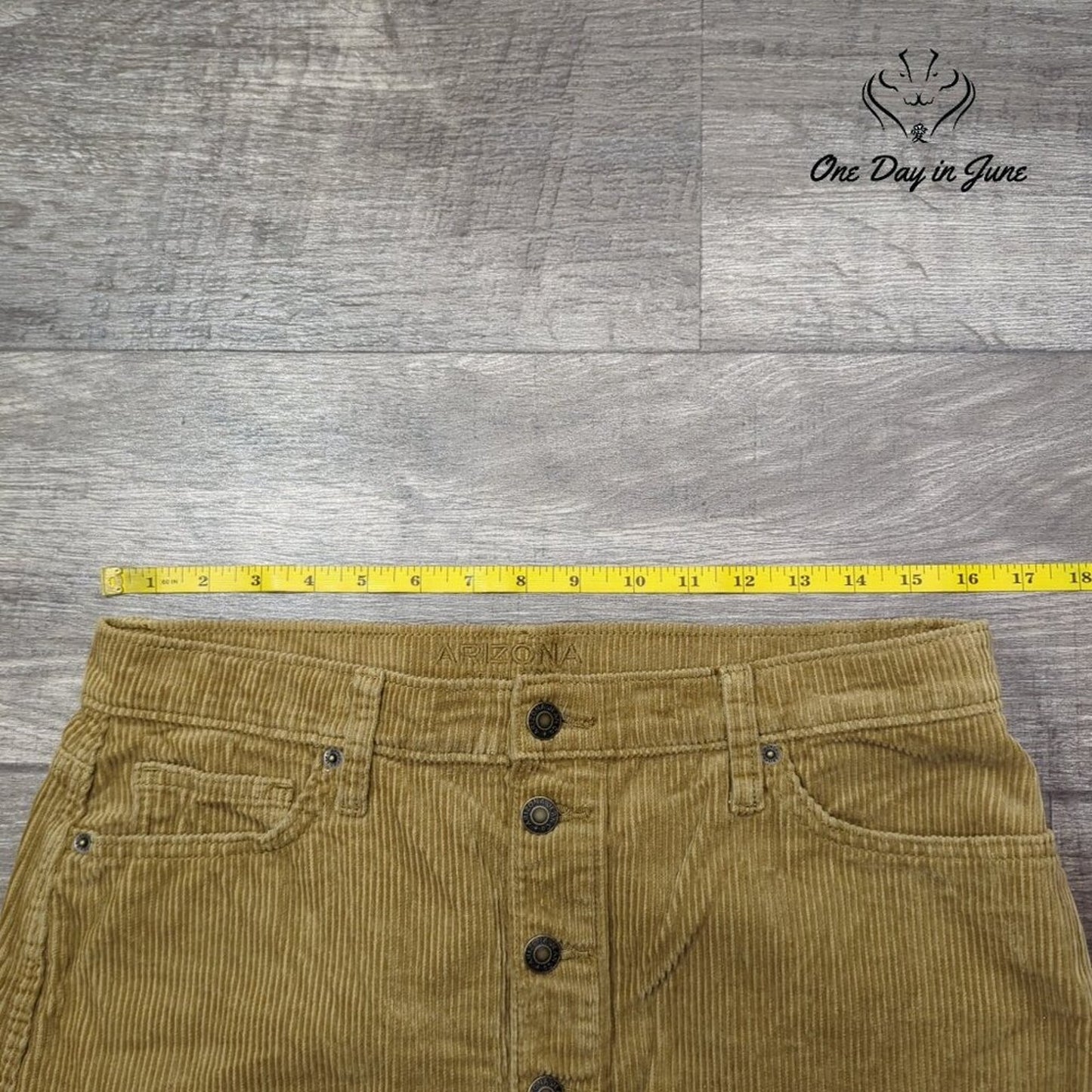 Arizona Jean Co. Juniors Button Front Corduroy Mini Skirt Size 11