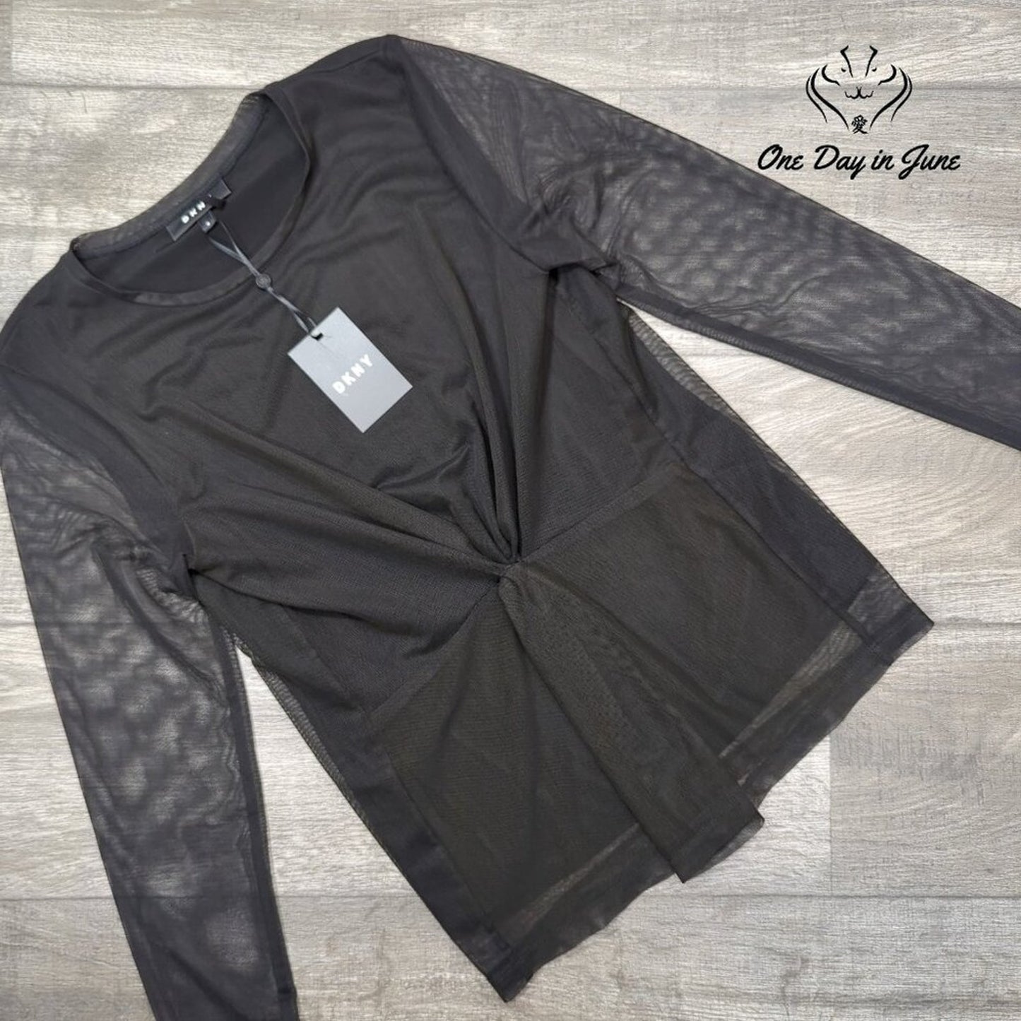 DKNY Long Sleeve Top Size M