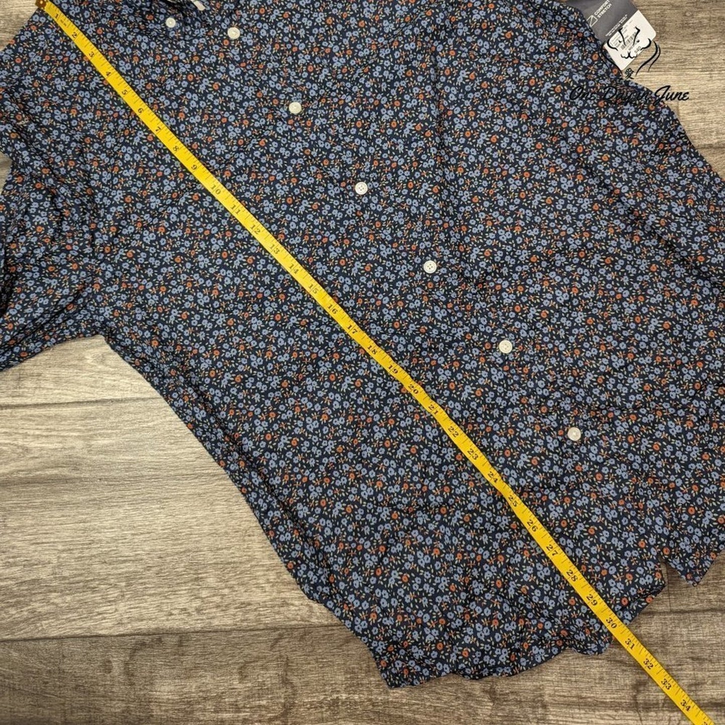 St. John's Bay Floral Comfort Stretch Button Down Shirt Size M