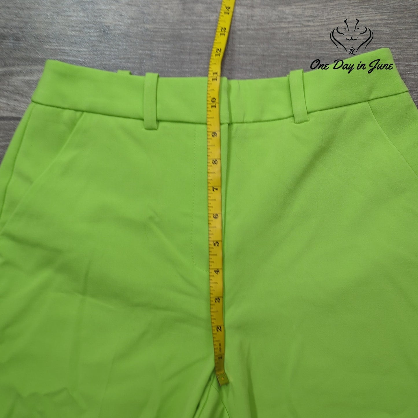 New York & Company High Waist Flat Front Shorts Size 0