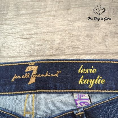7 For All Mankind Lexie High Rise Petite Jeans Dark Wash Size 26 (2P)