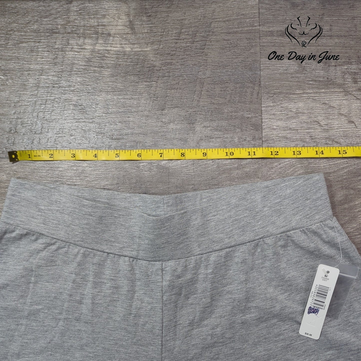 New Directions Pull on Capri Pants Size M