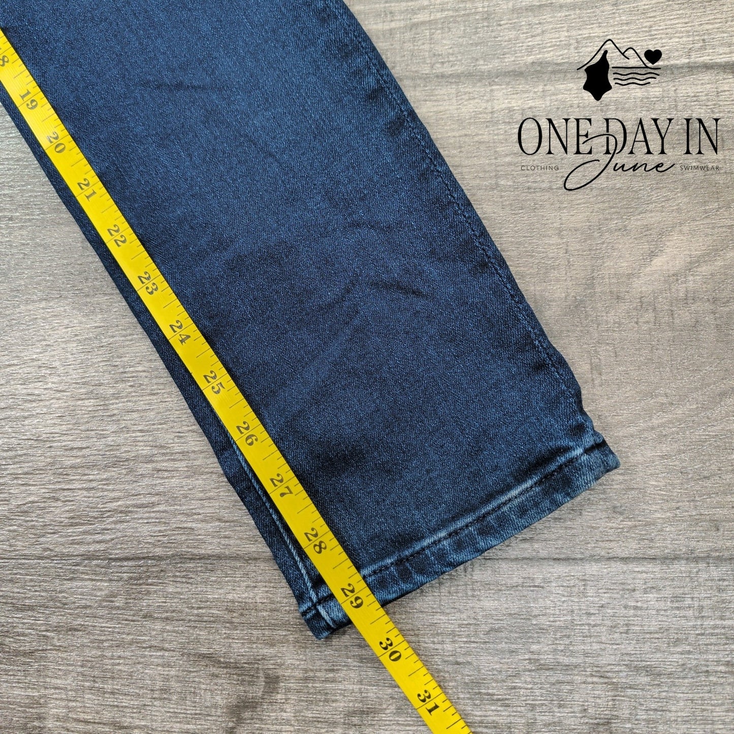AG Adriano Goldschmied Jeans Straight Leg Dark Wash Stretch NWT $215 Size 4 (27)