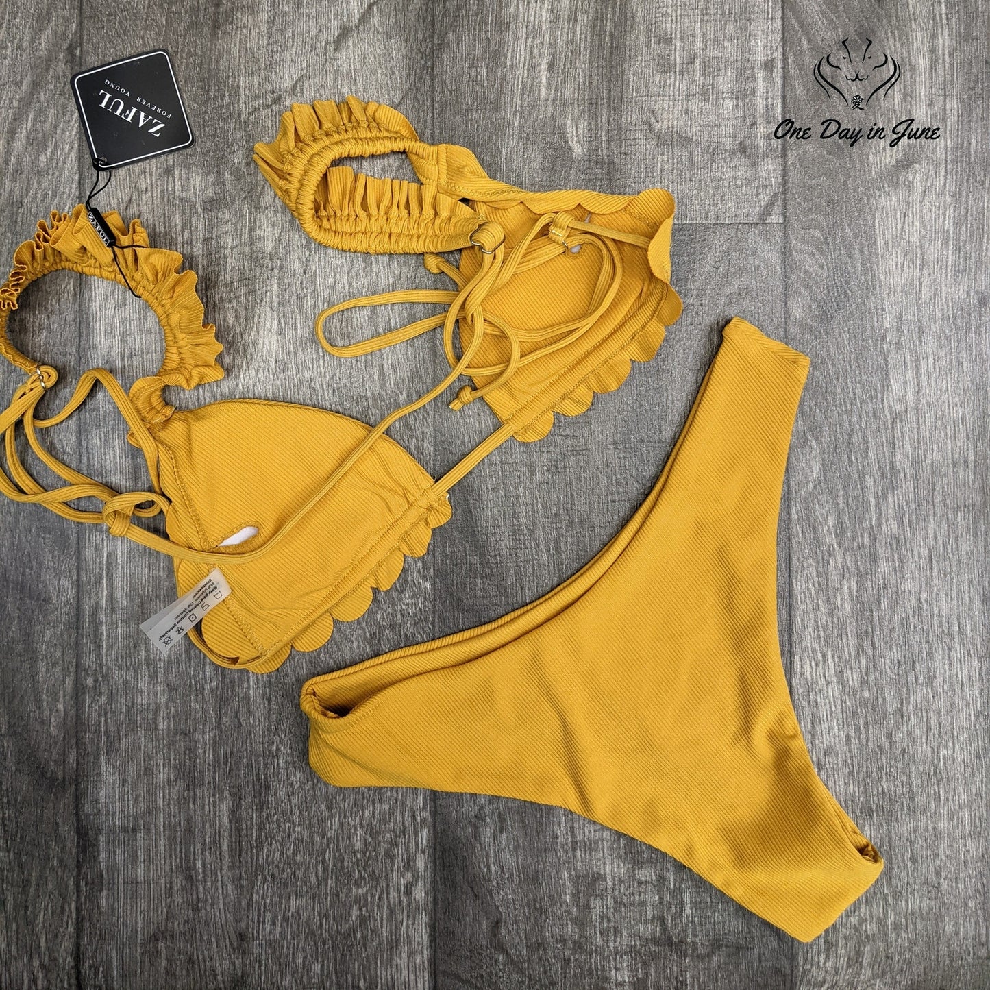 Zaful Ruffle Triangle Bikini Swimsuit Size M