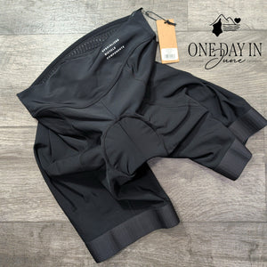 Specialized Women's Foundation Padded Cycling Shorts Black NWT Size XL