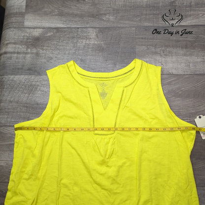 St. John's Bay Plus Size Sleeveless V Neck Top Size 3X
