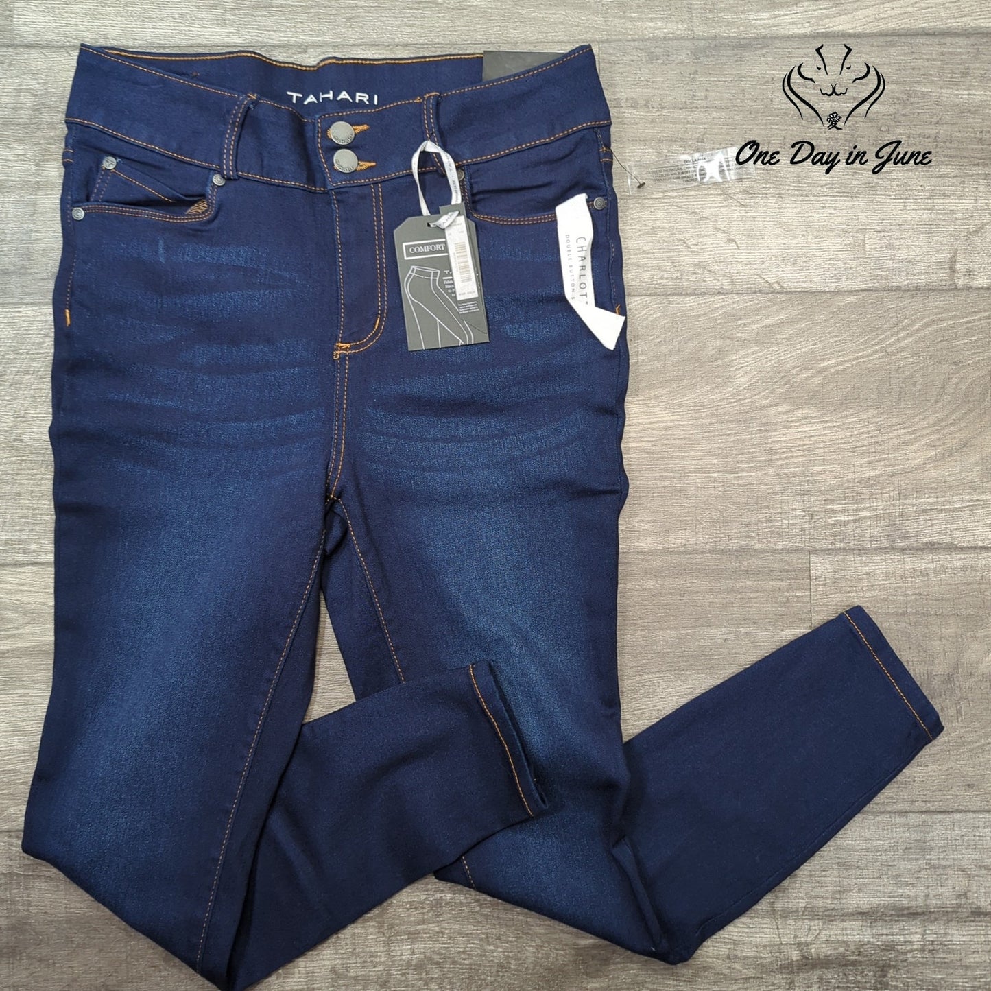 Tahari Plus Size Charlotte Double Button Skinny Jeans Size 14W