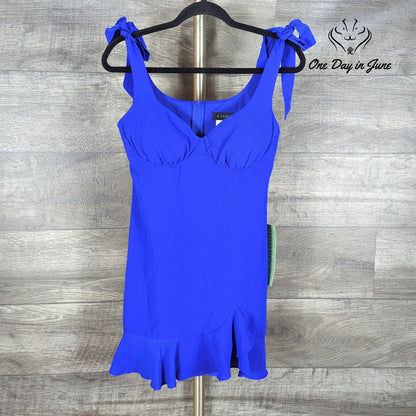 B. Smart Juniors Sleeveless Mini Dress Size 9