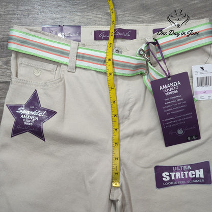 Gloria Vanderbilt Petite Amanda Classic Fit Bermuda Shorts Size 6P