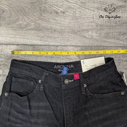 Arizona Jean Co. Juniors Highest Rise Balloon Jeans Size 9