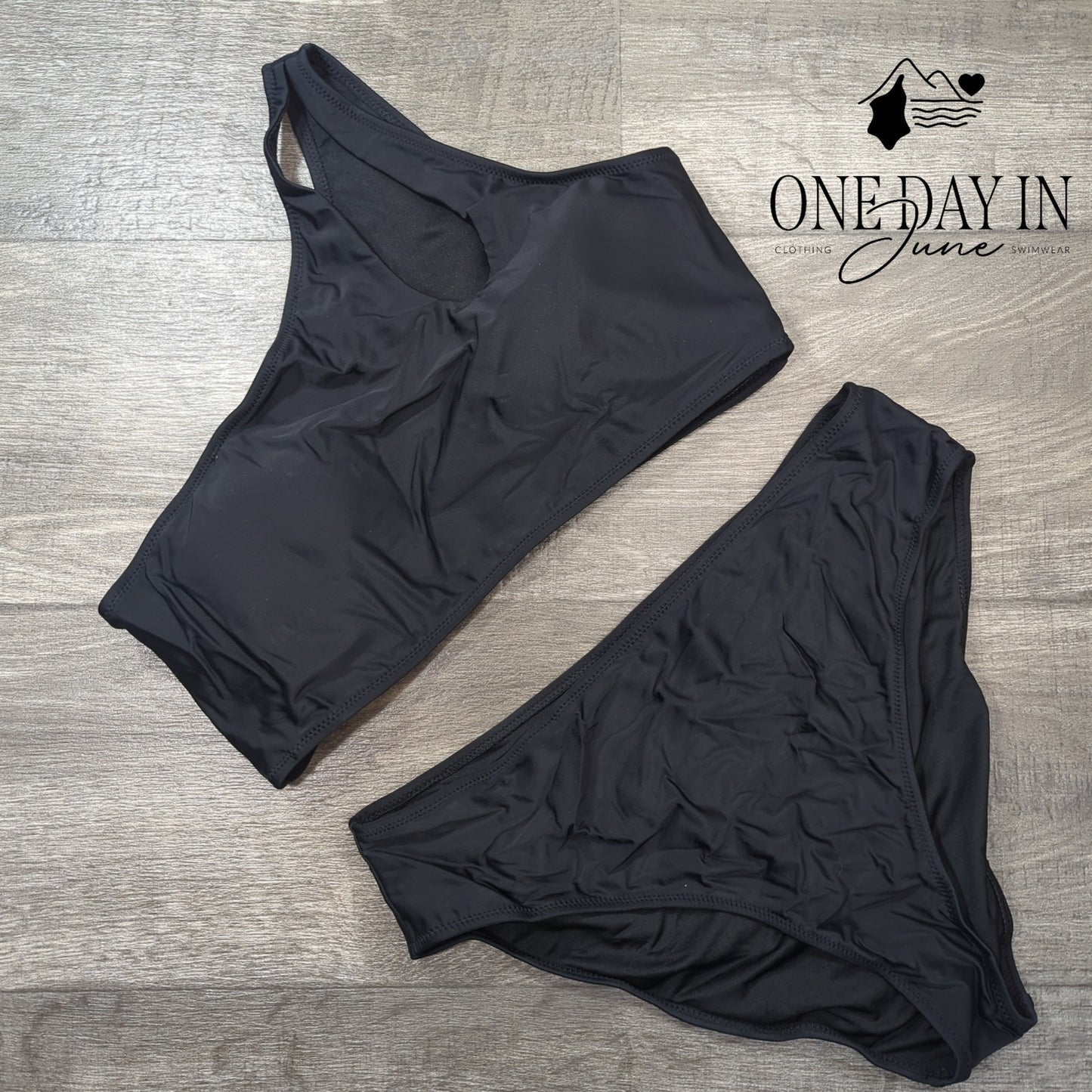 CharmLeaks One Shoulder Bikini Swimsuit Size XL