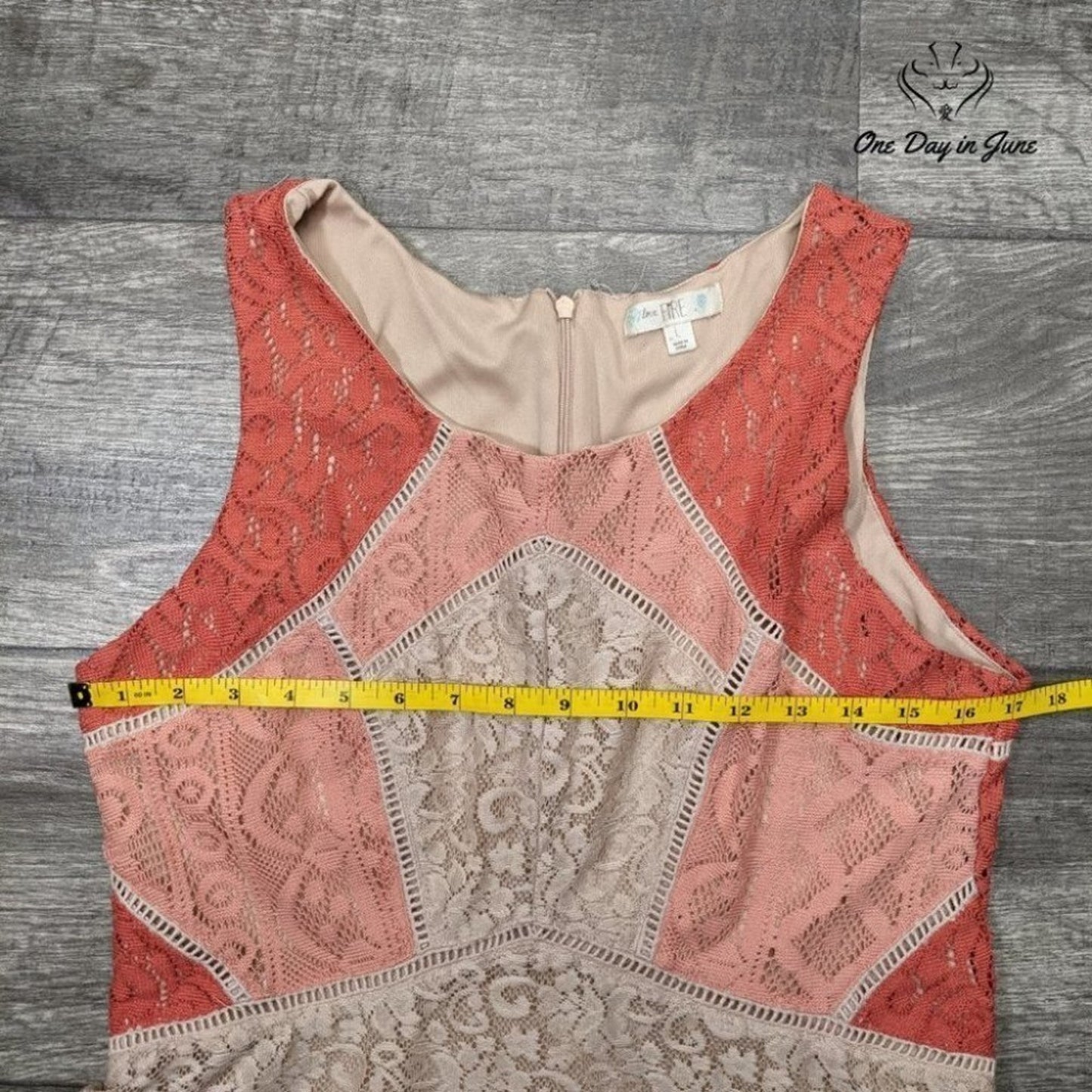 Love Fire Sleeveless Zip Back Short Dress Size L