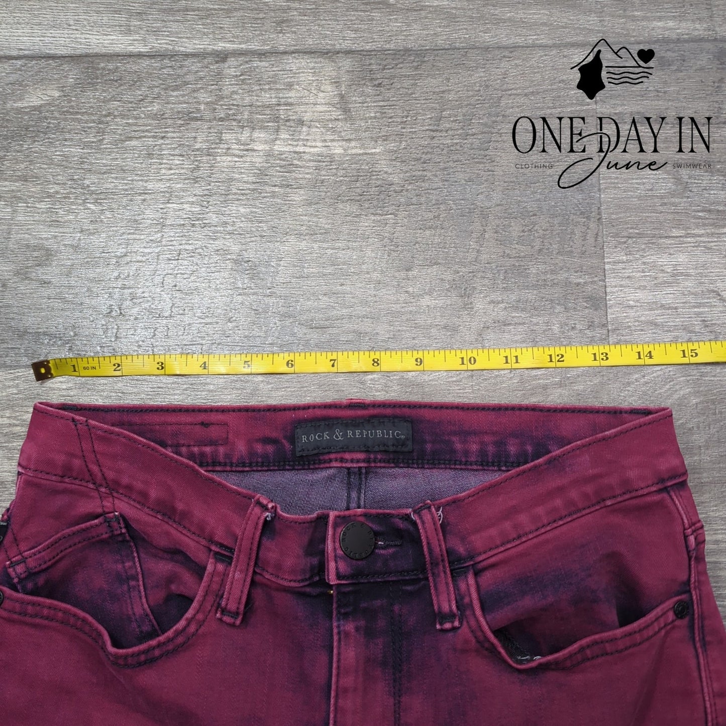 Rock & Republic Straight Leg Jeans Size 6