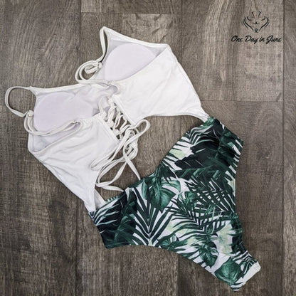 Meyeeka Scoop Neck Cut Out One Piece Swimsuit Size M