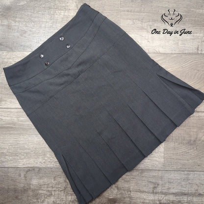 Atelier Pleated Flare Mini Skirt Gray Button Detail Size 2