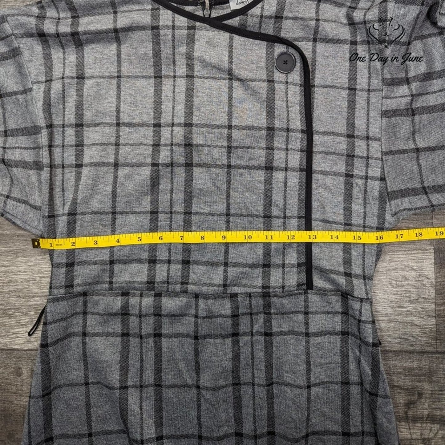 Danny & Nicole Short Sleeve Dress Size 10