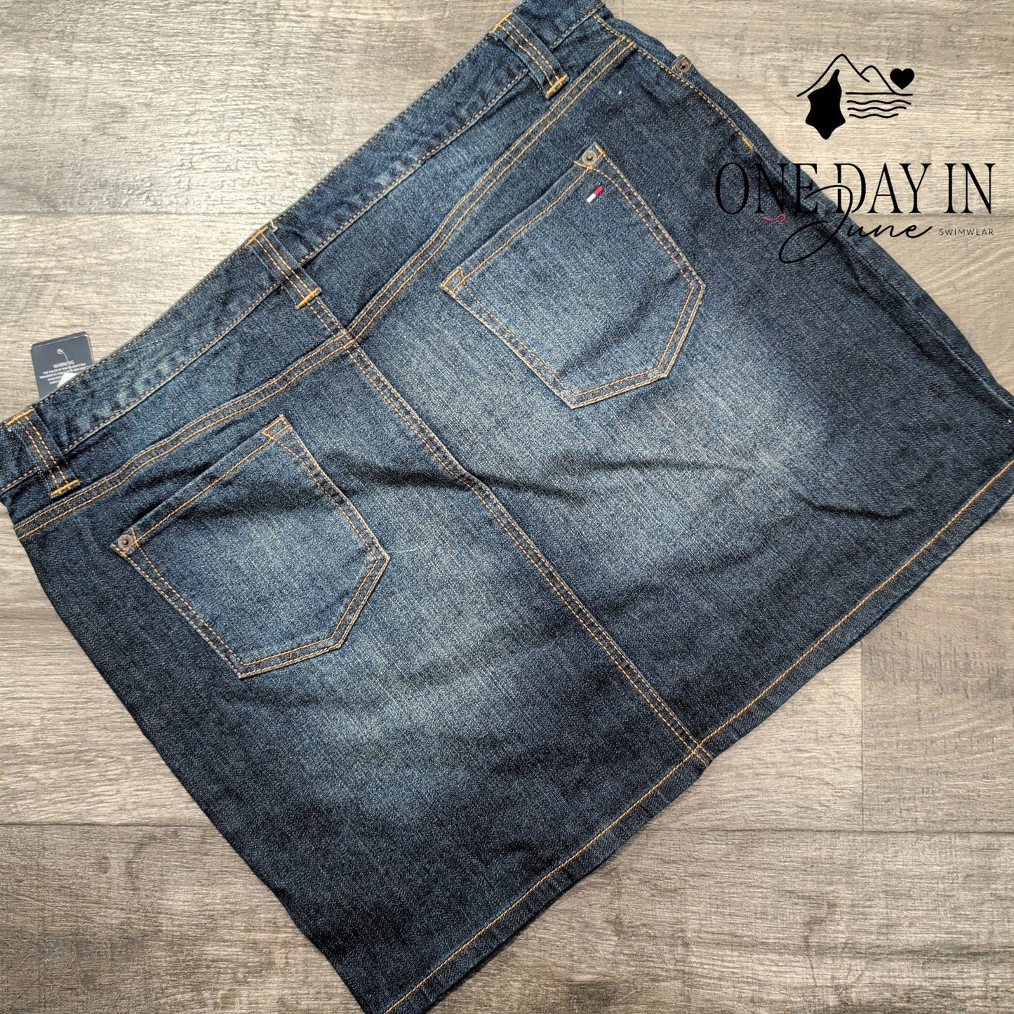 Tommy Hilfiger Denim Skirt Size 18