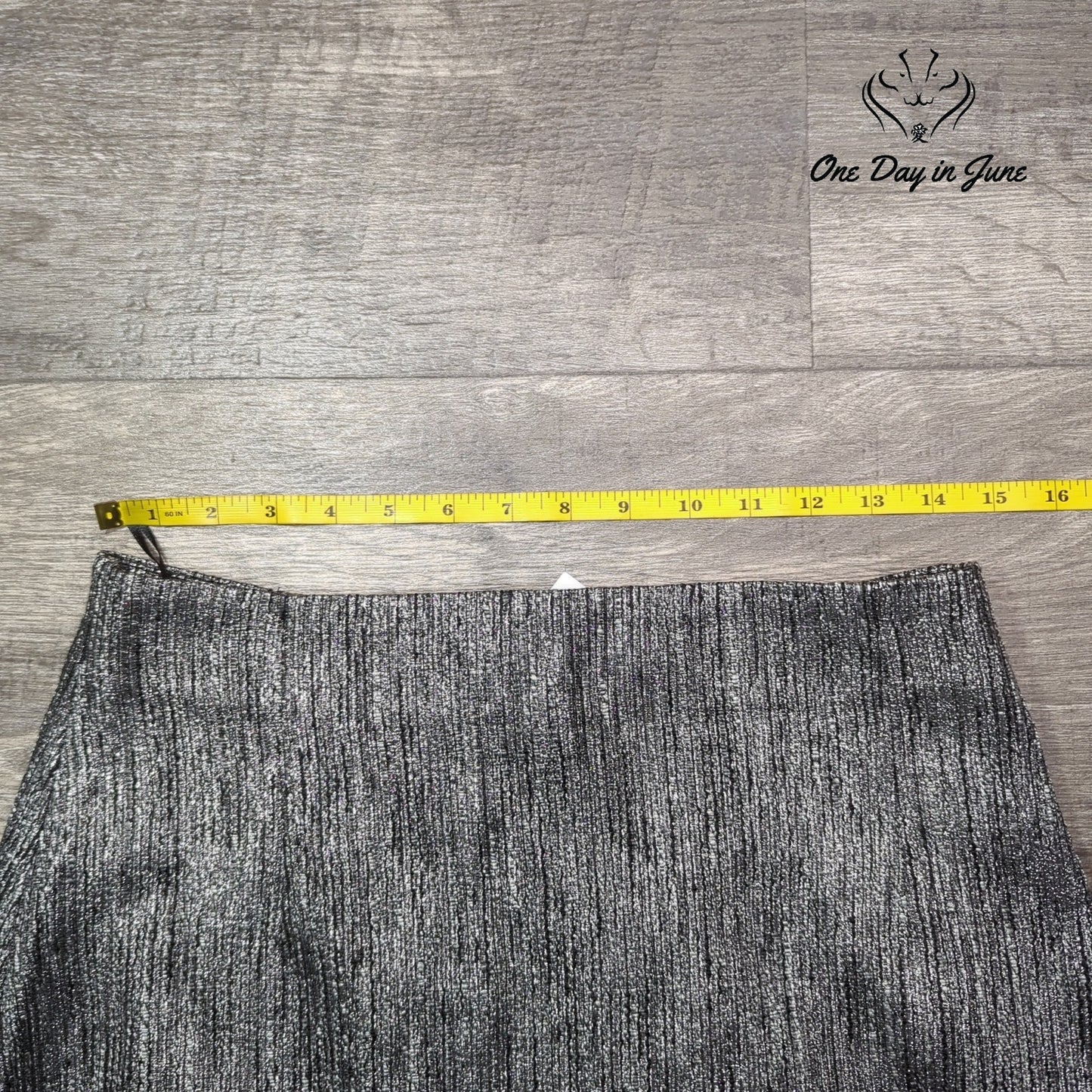 H&M Metallic Mini Skirt Size 10