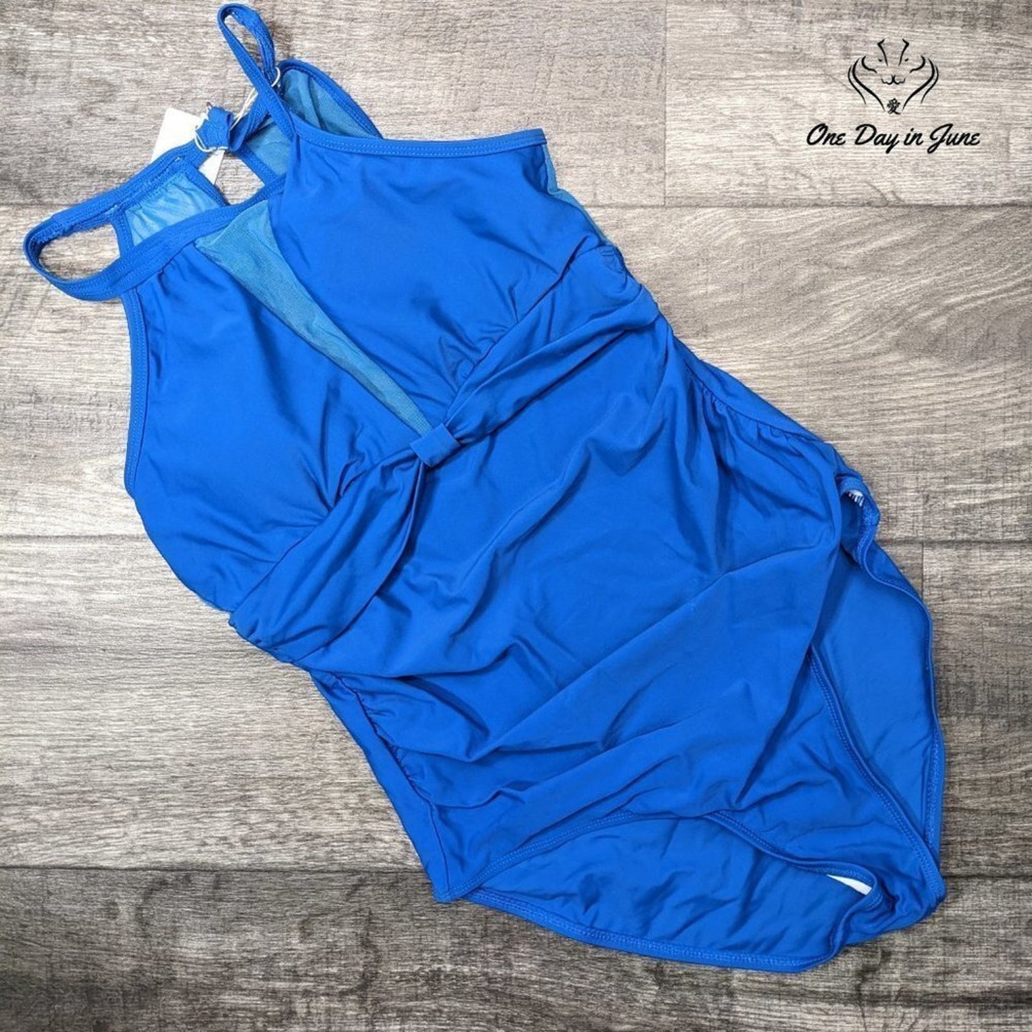 I2CRAZY High Neck Mesh One Piece Swimsuit Size M