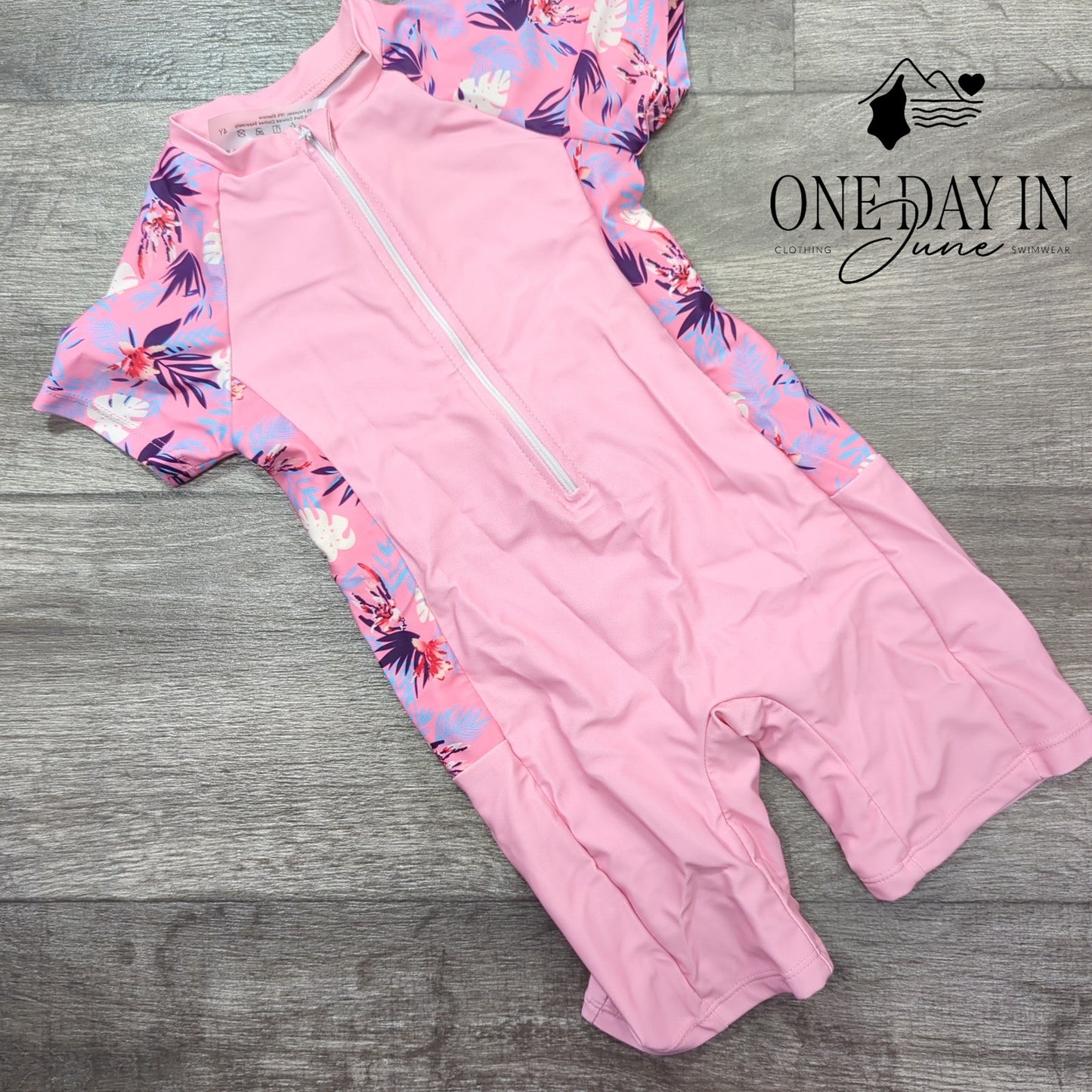 Aleumdr Rash Guard One Piece Swimsuit Size 4Y