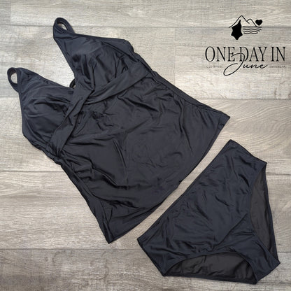 Yonique Cross Front Tankini Swimsuit Size L