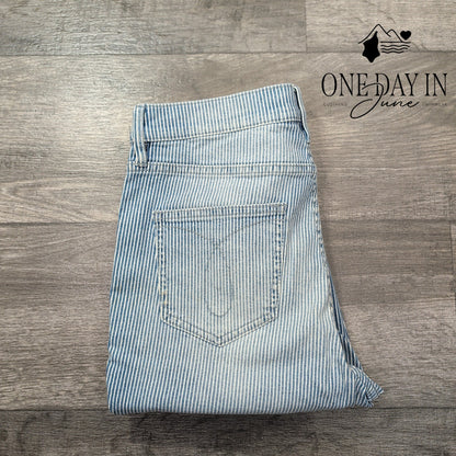 Calvin Klein High Rise Skinny Jeans Size 10 (30)