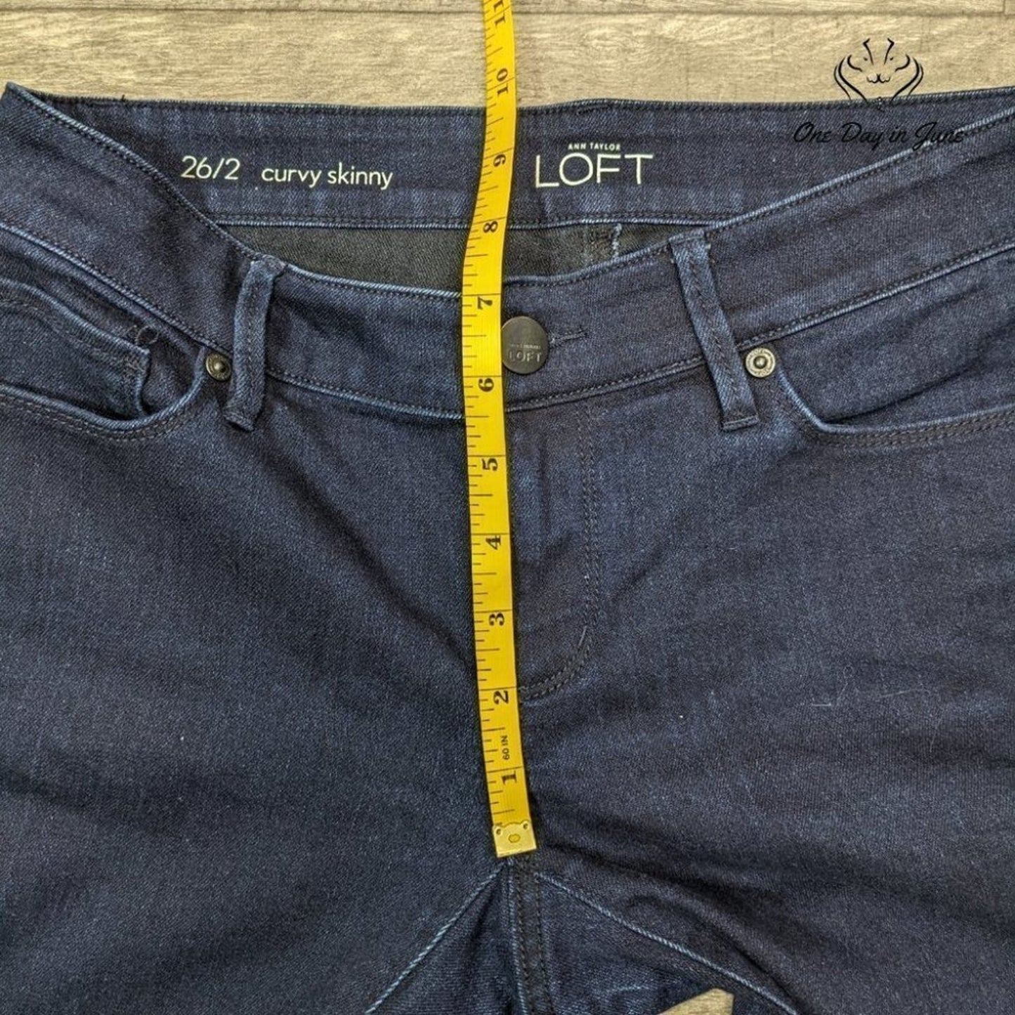 Loft Curvy Skinny Jeans Size 2