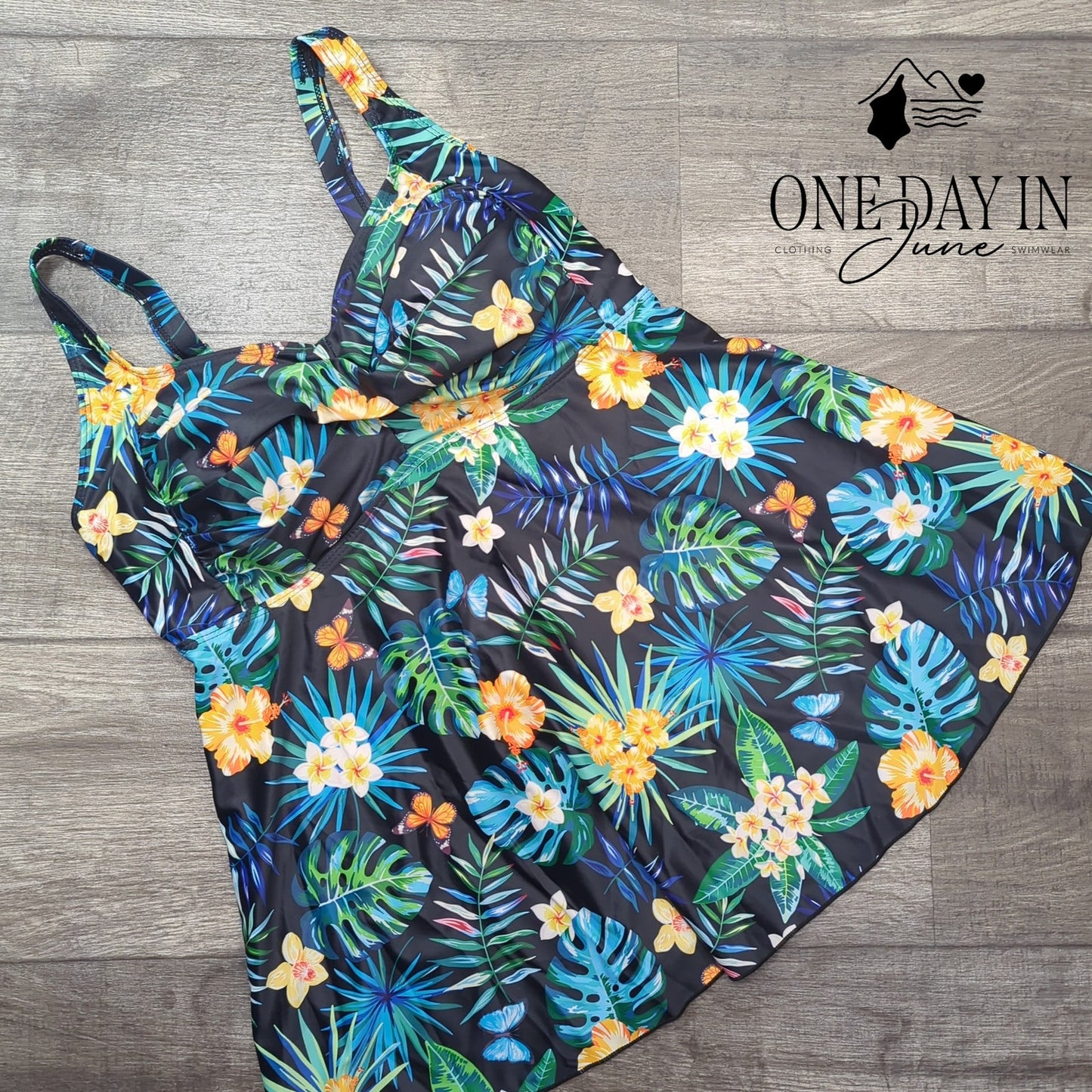 Aqua Eve Plus Size Twist Front Tankini Top Size 14W