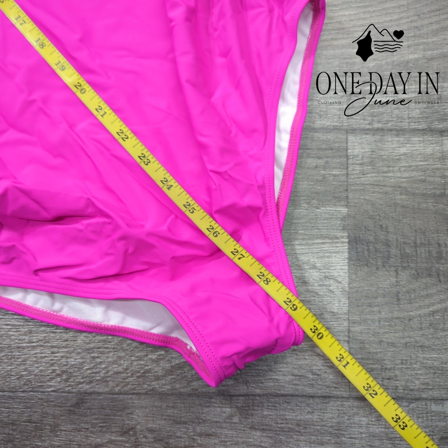 Aleumdr Moderate One Piece Swimsuit Size L