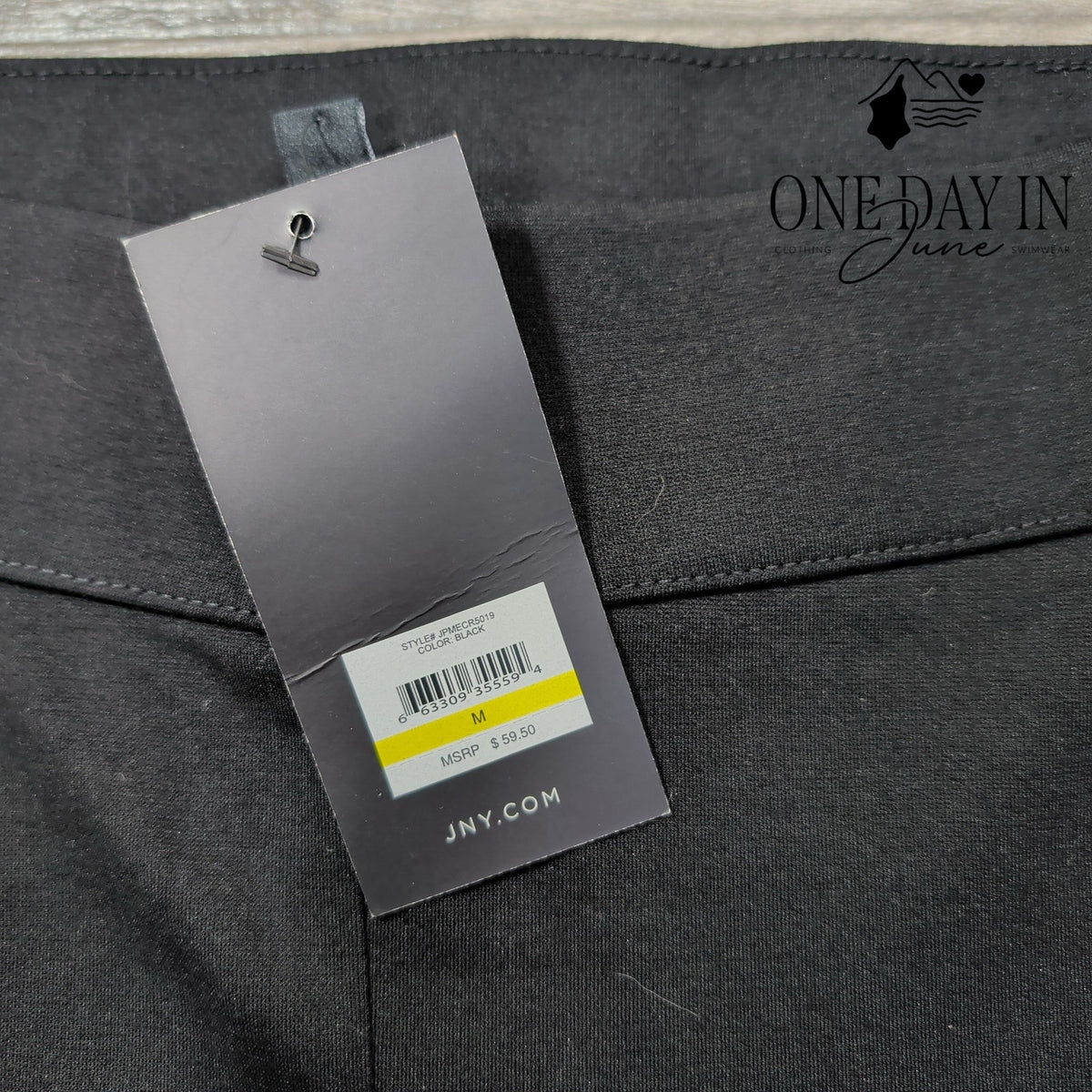 Jones New York Signature Pull On Straight Leg Pants Black NWT Size M