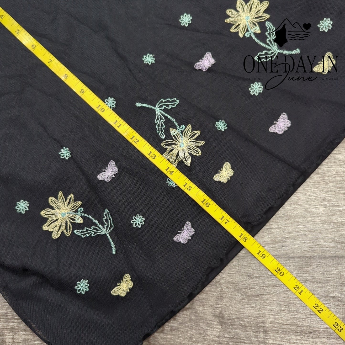 Paradox Layered Mesh Mini Skirt Size L