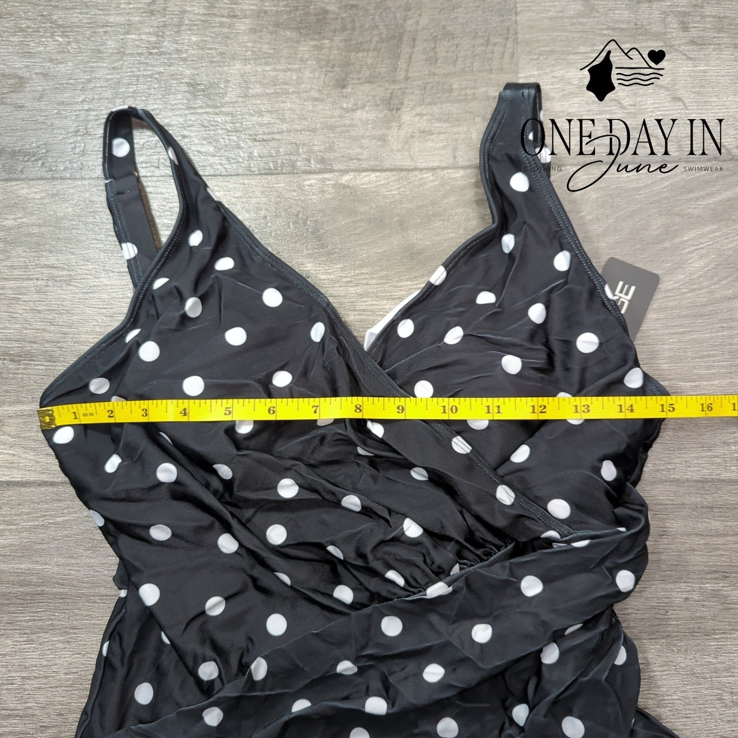 Aimage Polka Dot One Piece Swimsuit Size L