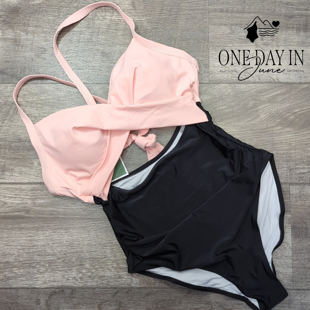 Eomenie Cross Front Cutout One Piece Swimsuit Pink Black NWT Size M